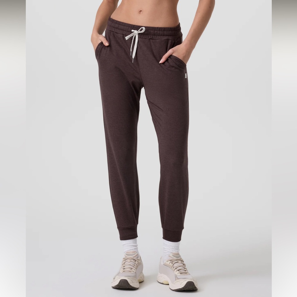 Vuori Women’s Performance Jogger Java Heather Bro… - image 1